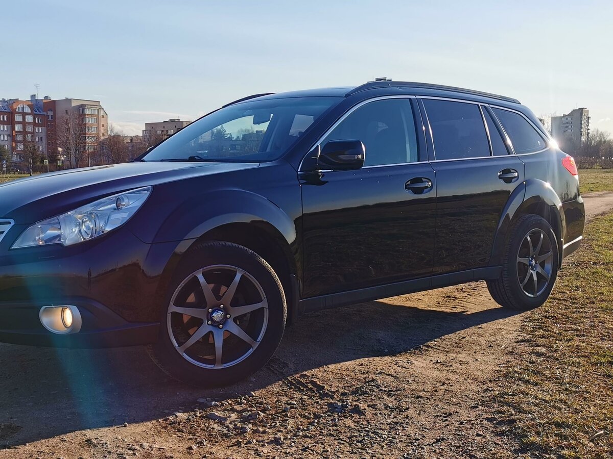 Купить б/у Subaru Outback IV 2.5 CVT (167 л.с.) 4WD бензин