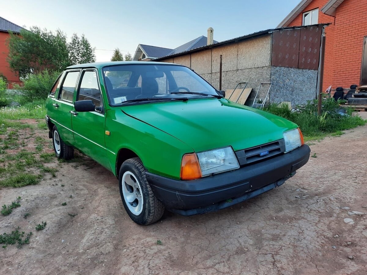 Купить б/у ИЖ 2126 «Ода» 1990-2005 1.6 MT (73 л.с.) бензин механика в ...