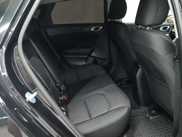 2019 Kia Ceed III, чёрный - вид 11