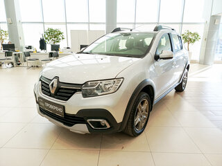 2019 Renault Sandero Stepway II Рестайлинг, серебристый, 1000000 рублей, вид 1
