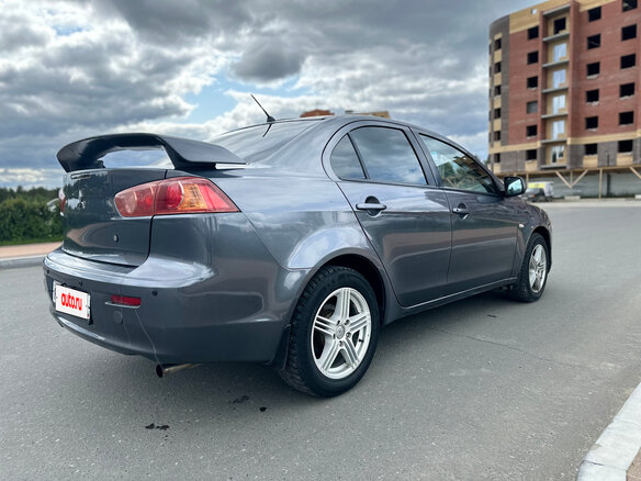 2007 Mitsubishi Lancer X, серый, 580000 рублей - вид 2
