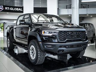 2025 Ram 1500 Crew Cab RHO V Рестайлинг, чёрный, 12499000 рублей, вид 1
