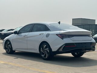 2023 Hyundai Elantra VII (CN7) Рестайлинг, белый, 1574000 рублей, вид 3