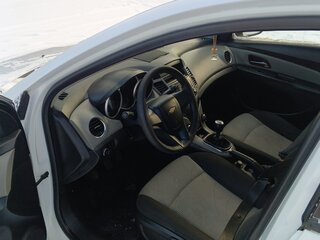 2012 Chevrolet Cruze I, белый, 650000 рублей, вид 5