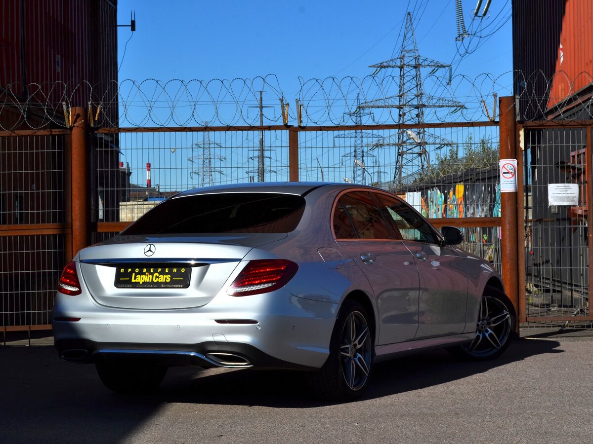 MERCEDES E_KLASSE - фото 3