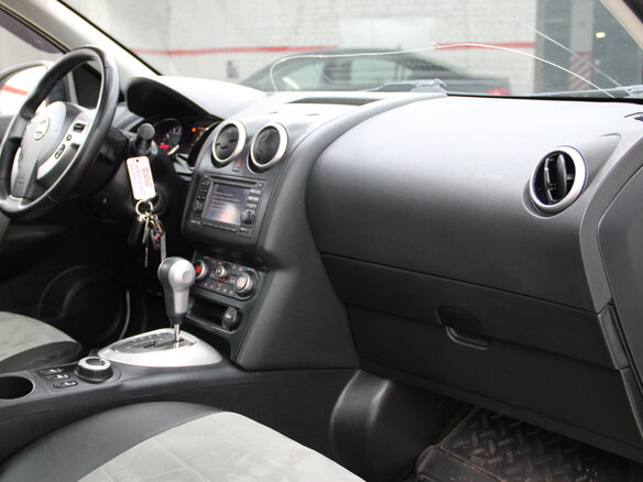2011 Nissan Qashqai I Рестайлинг, белый - вид 34
