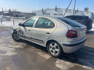 1999 Renault Megane I Рестайлинг, серебристый, 205000 рублей, вид 1