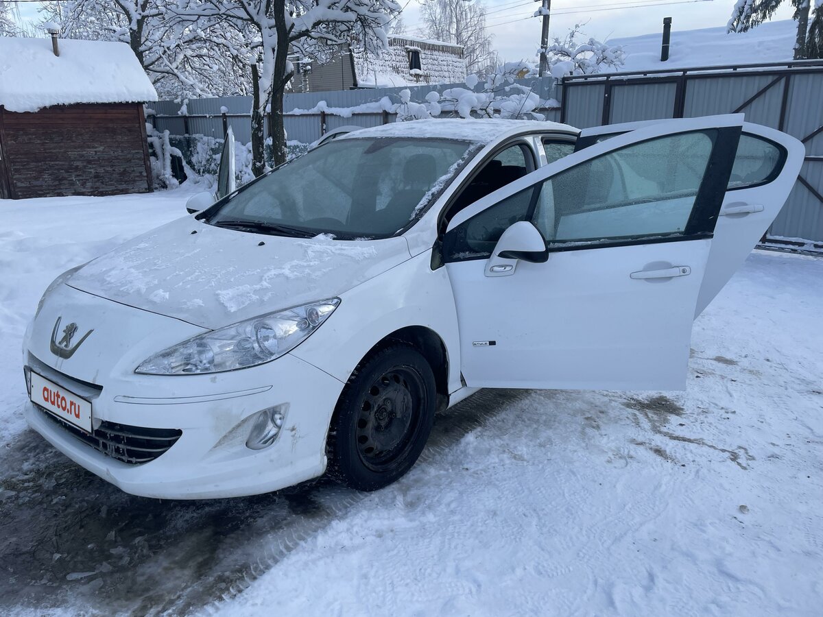 Купить б/у Peugeot 408 I 1.6 AT (120 л.с.) бензин автомат во ...