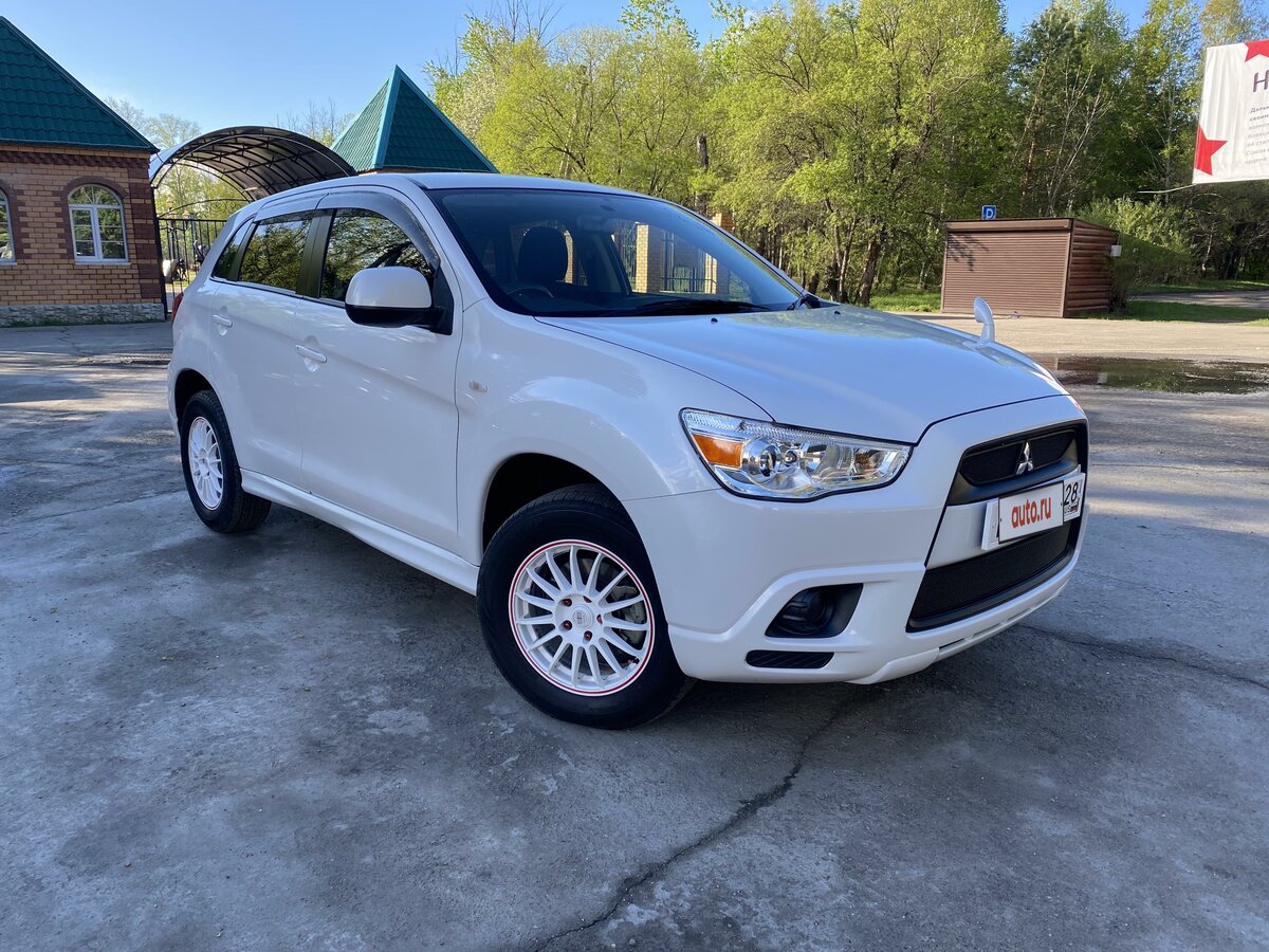 Mitsubishi RVR 2012