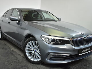 2019 BMW 5 серии 520d xDrive VII (G30/G31), серый, 3949000 рублей, вид 1