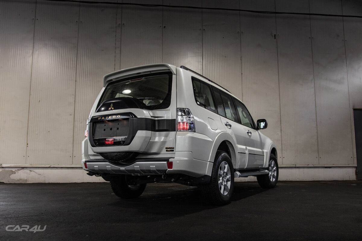 pajero 4 рестайлинг