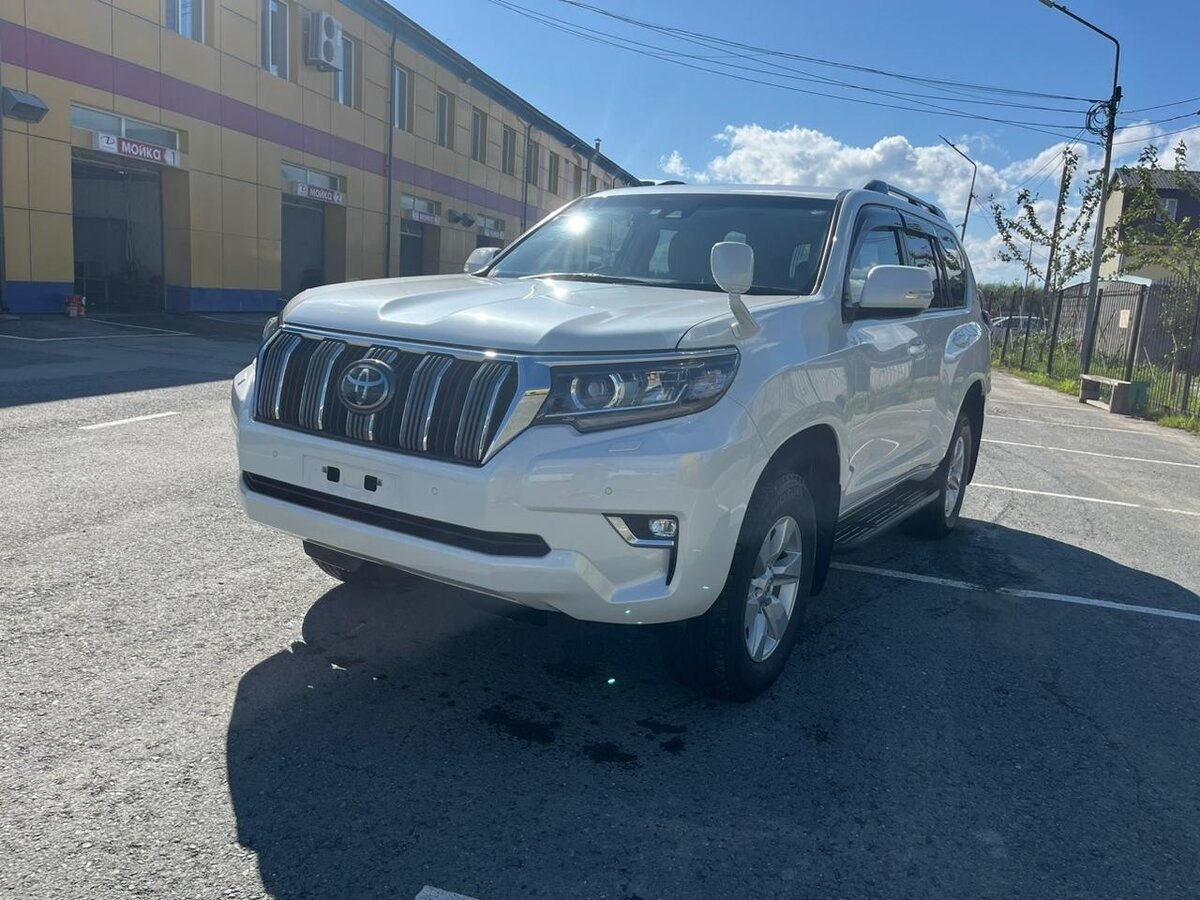 Toyota Land Cruiser Prado 2018 Р±РµР»С‹Р№