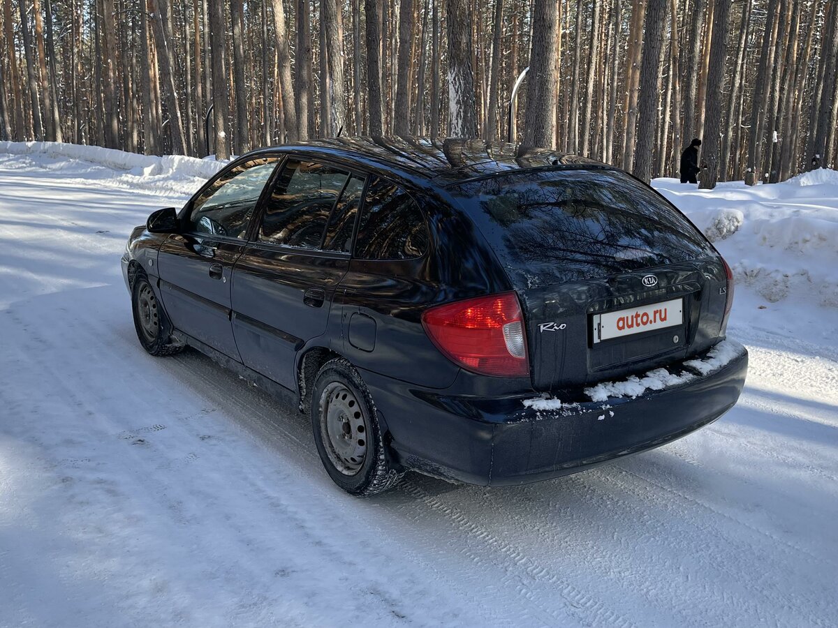 Купить б/у Kia Rio I Рестайлинг 1.5 MT (97 л.с.) бензин механика в Уфе ...