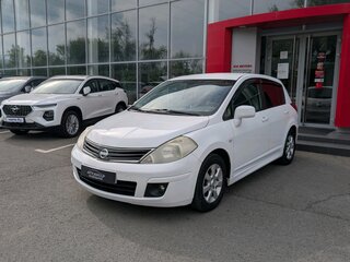 2011 Nissan Tiida I Рестайлинг, белый, 815000 рублей, вид 1