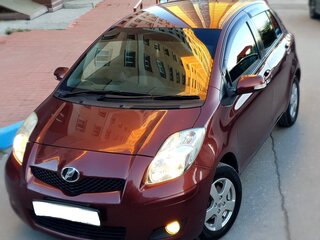 2010 Toyota Vitz II (XP90), пурпурный, 700000 рублей, вид 1