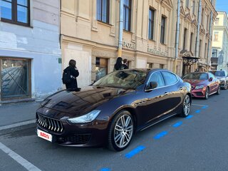 2017 Maserati Ghibli S Q4 III Рестайлинг, коричневый, 5350000 рублей, вид 2