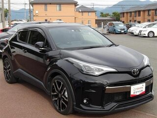 2021 Toyota C-HR I Рестайлинг, чёрный, 1600000 рублей, вид 1