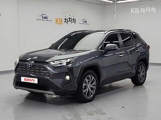 2022 Toyota RAV4 V (XA50), чёрный, 2370000 рублей, вид 1