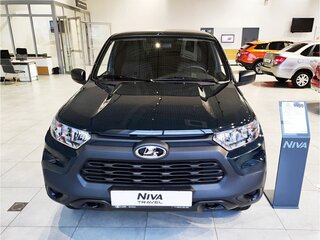 2025 Lada (ВАЗ) Niva I Рестайлинг (Travel), зелёный, 1378977 рублей, вид 1