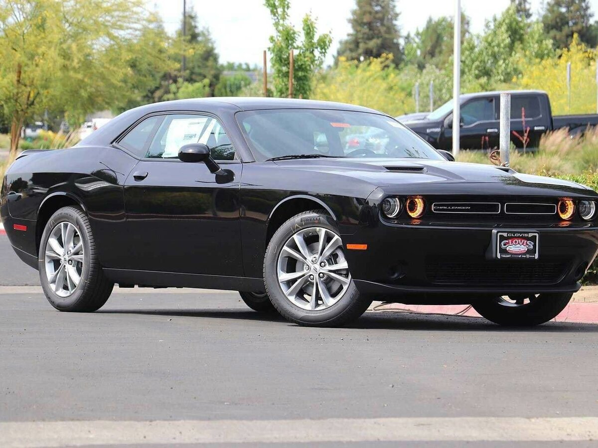 Dodge Challenger III Рестайлинг 2