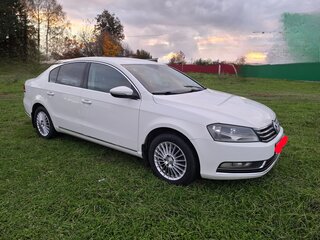 2012 Volkswagen Passat B7, белый, 899000 рублей, вид 1
