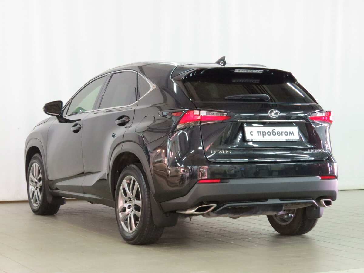 Lexus н икс