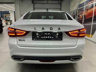 2026 Lada (ВАЗ) Vesta I Рестайлинг (NG), белый, 1680000 рублей, вид 4