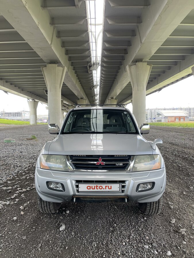 Купить б/у Mitsubishi Pajero III 3.0 AT (180 л.с.) 4WD