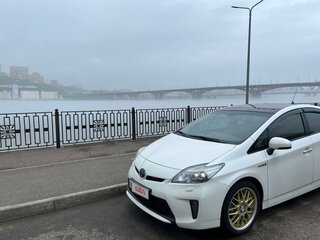 2012 Toyota Prius III Рестайлинг (XW30), белый, 1999999 рублей, вид 1