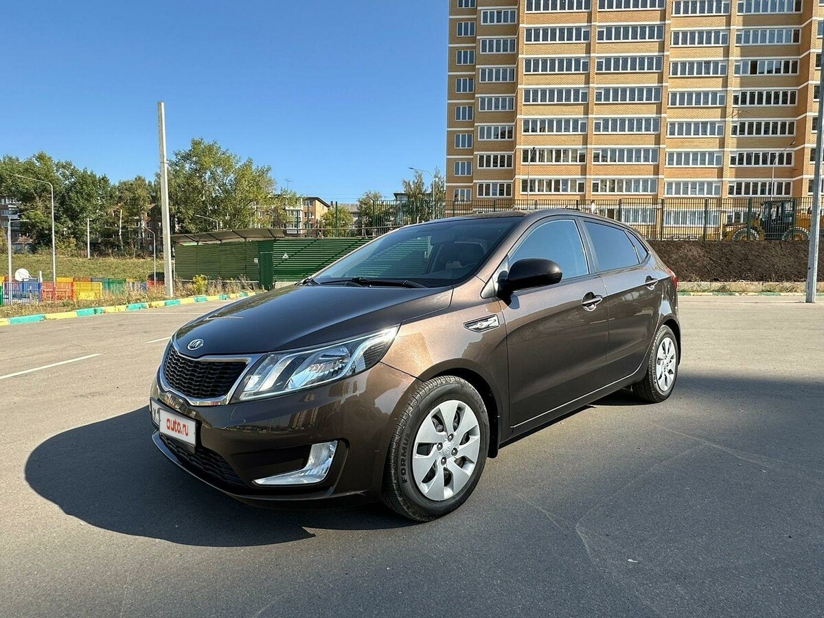 Купить б/у Kia Rio III 1.4 AT (107 л.с.) бензин автомат в Туле ...
