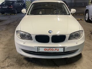 2011 BMW 1 серии 116i I (E81/E82/E87/E88) Рестайлинг, белый, 1000000 рублей, вид 3