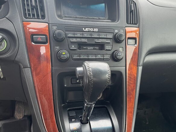 2000 Lexus RX 300 I, фиолетовый, 800000 рублей - вид 5