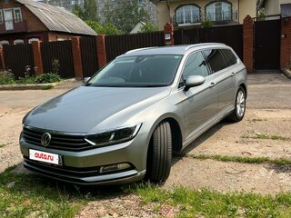 2017 Volkswagen Passat B8, золотистый, 1830000 рублей, вид 1