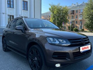 2011 Volkswagen Touareg II, коричневый, 2400000 рублей, вид 1