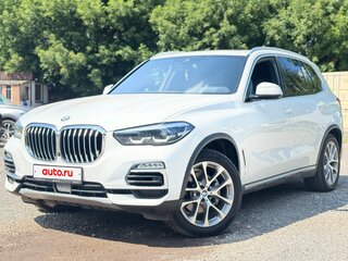 2019 BMW X5 40i IV (G05/G18), белый, 5400000 рублей, вид 1