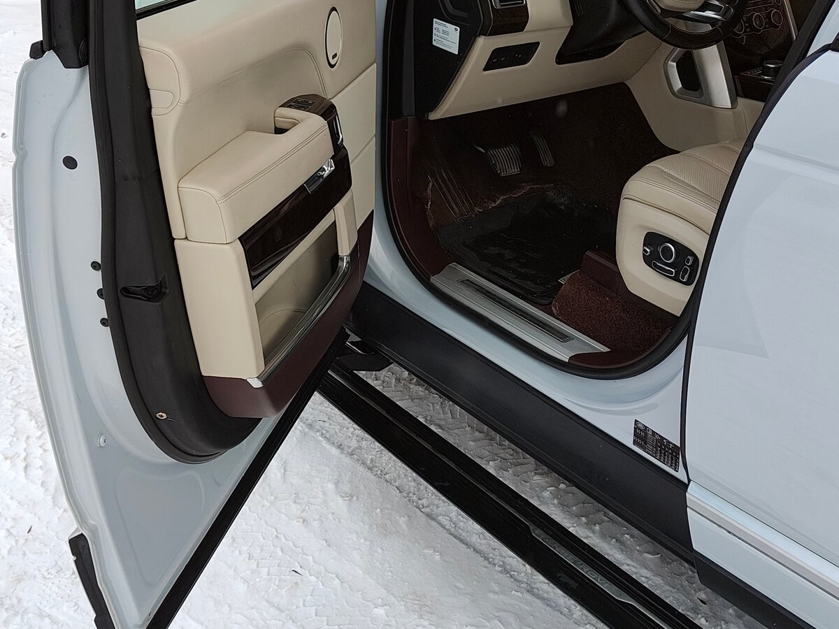 Купить б/у Land Rover Range Rover IV 5.0 AT (510 л.с.) 4WD бензин ...