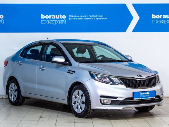 2016 Kia Rio III Рестайлинг, серебристый - вид 3