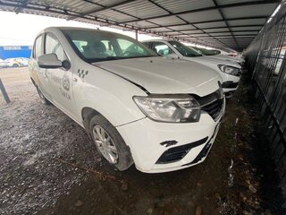 2021 Renault Logan II Рестайлинг, белый, 692200 рублей, вид 1