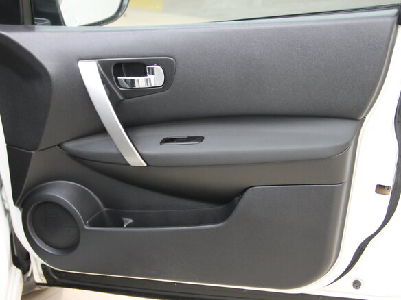 2011 Nissan Qashqai I Рестайлинг, белый - вид 32