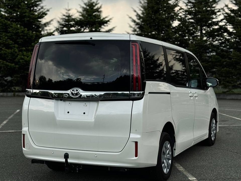 Toyota Noah III (R80) Рестайлинг