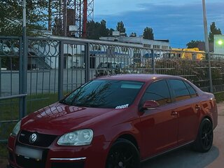 2006 Volkswagen Jetta V, красный, 530000 рублей, вид 1