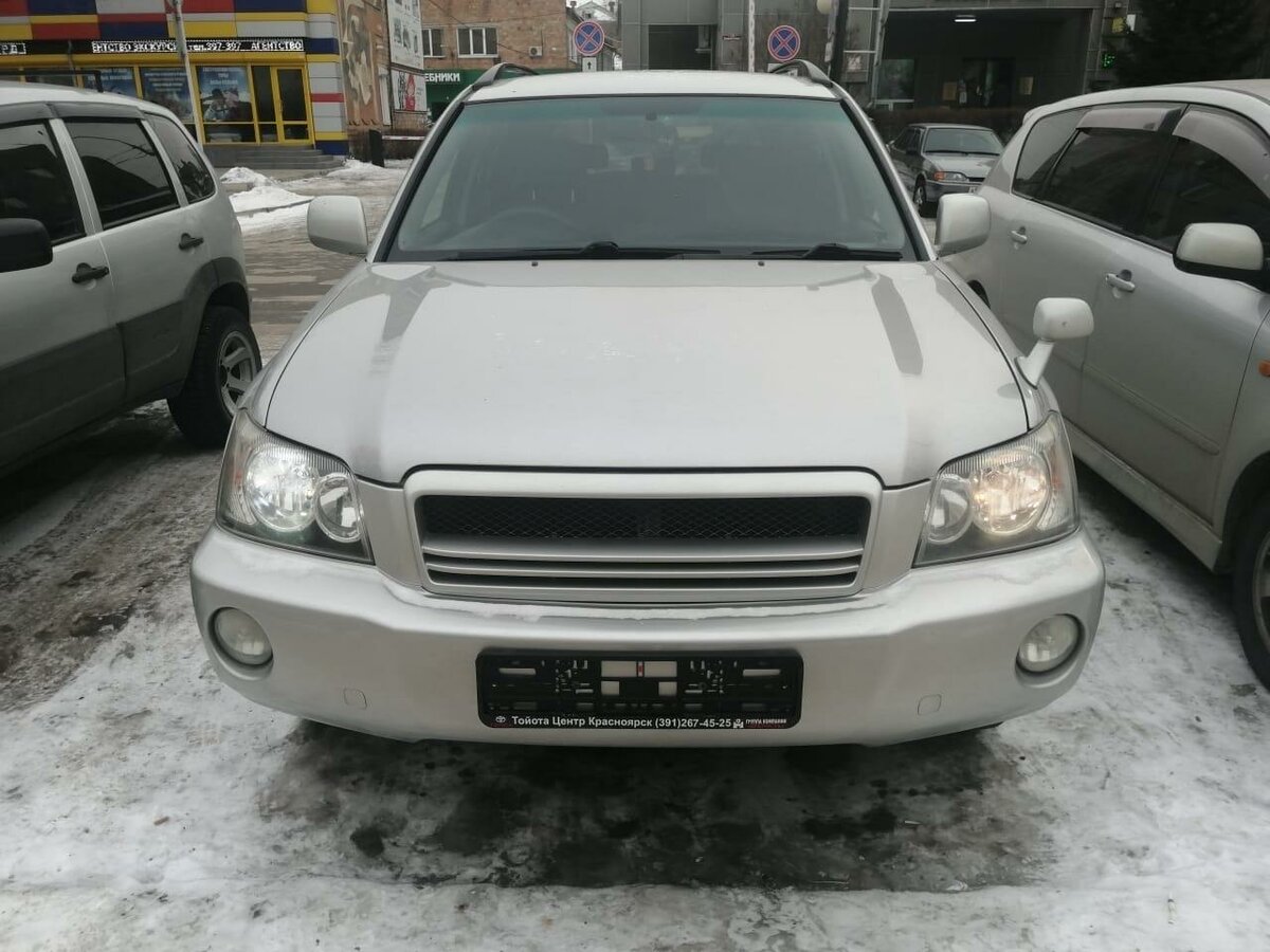 Тойота клюгер 2001 года