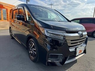 2022 Honda Stepwgn Spada V Рестайлинг, чёрный, 1895000 рублей, вид 1