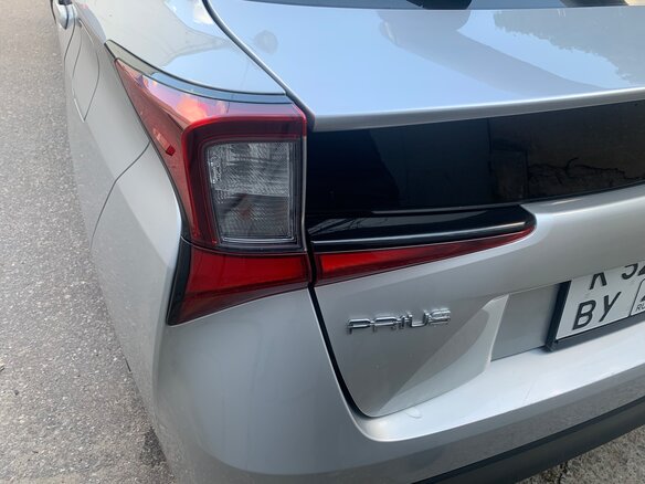 2020 Toyota Prius IV Рестайлинг (XW50), серый, 1950000 рублей - вид 21