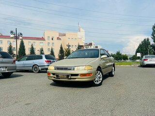 1996 Toyota Carina VI (T190), золотистый, 349000 рублей, вид 1