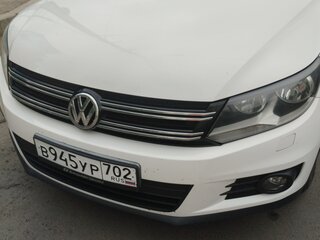 2012 Volkswagen Tiguan I Рестайлинг, белый, 1100000 рублей, вид 1