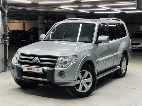 Авто с пробегом мицубиси паджеро