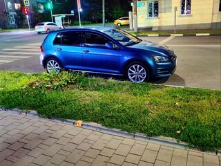 2015 Volkswagen Golf VII, синий, 1250000 рублей, вид 1