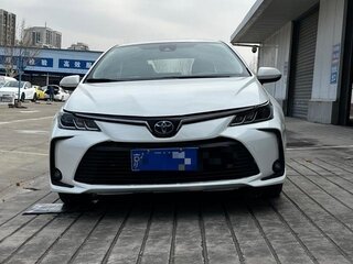 2022 Toyota Corolla XII (E210), белый, 1570000 рублей, вид 1