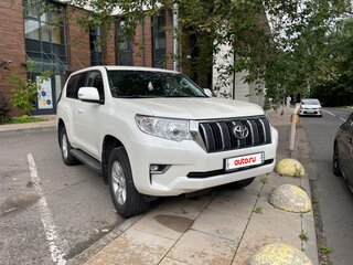 2020 Toyota Land Cruiser Prado 150 Series Рестайлинг 3, белый, 4500000 рублей, вид 1